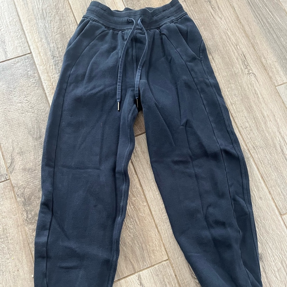 lulu lemon joggers